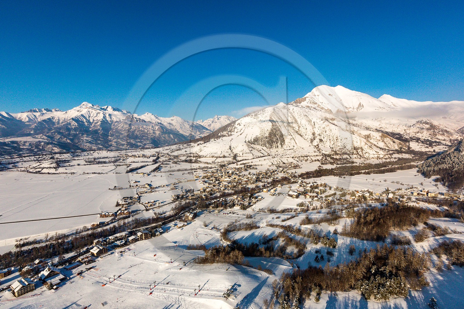 Vallée du Champsaur, station village d'Ancelle