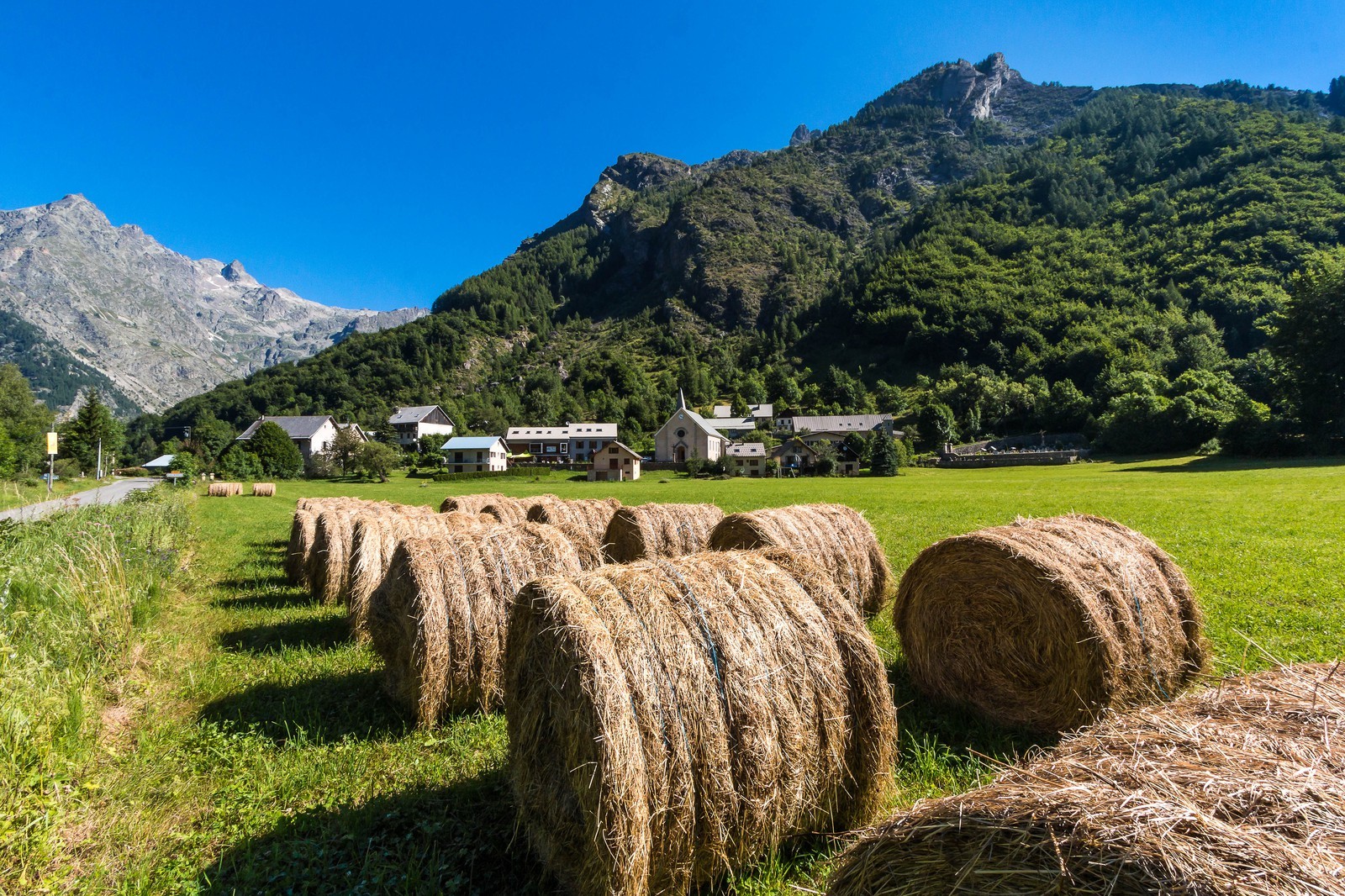 Vallée de Champoléon, Les Borels