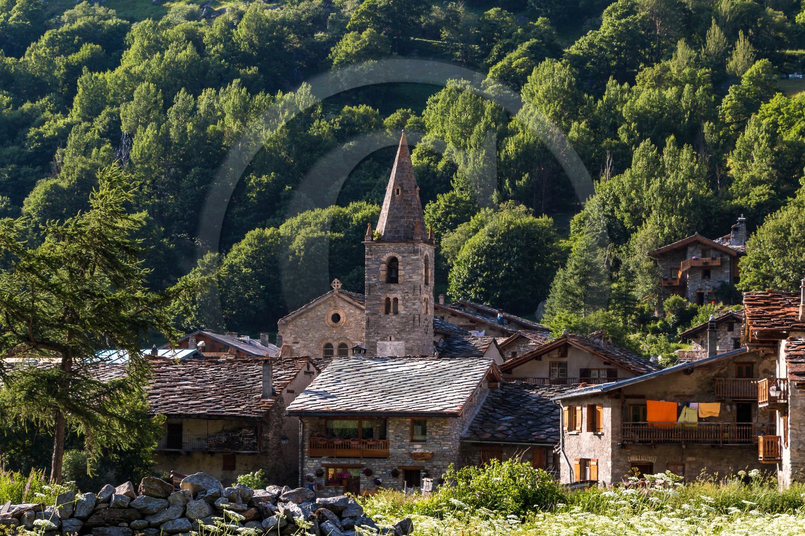 Bonneval-sur-Arc, Église Notre-Dame-de-l'Assomption