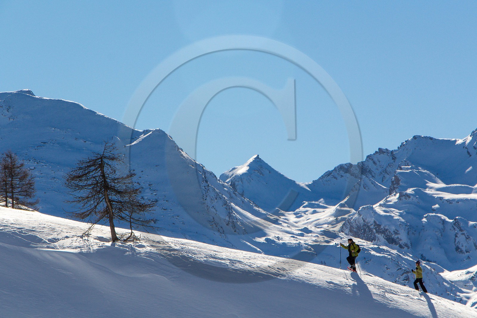 Col de Larche, vallon du lauzanier, randonnée raquettes Col de Larche, vallon du lauzanier, randonnée raquettes
