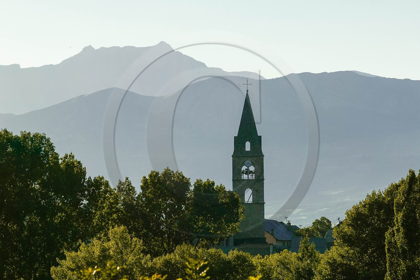 Pays de Serre-Ponçon, village de Chorges