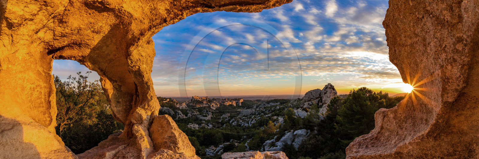 Parc naturel régional des Alpilles, Les Baux de Provence