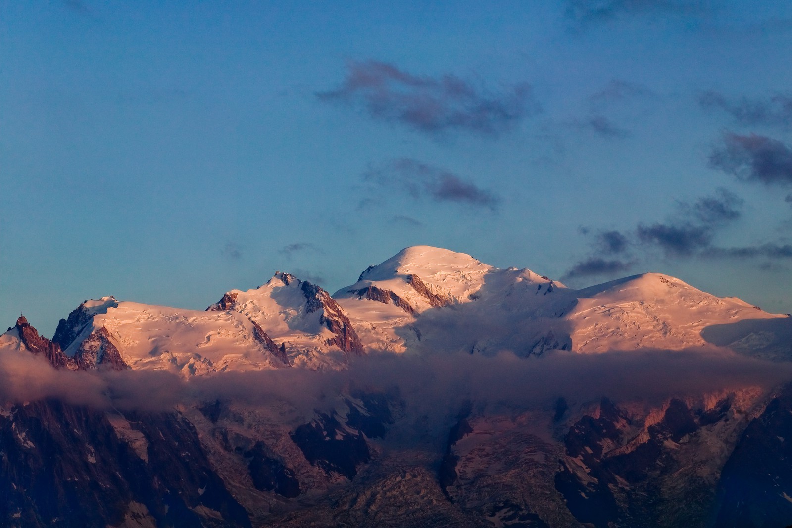 Le Mont-Blanc depuis la Réserve naturelle des Aiguilles Rouges
