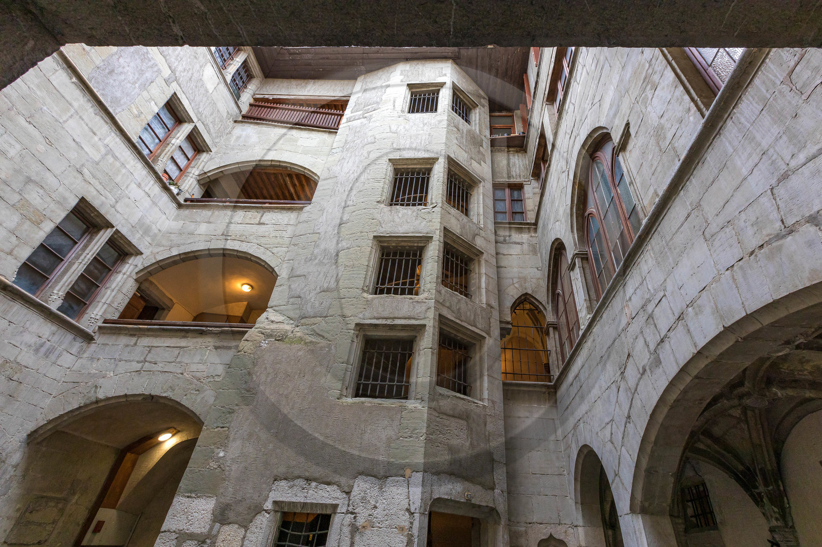 Hôtel des Marches et de Bellegarde