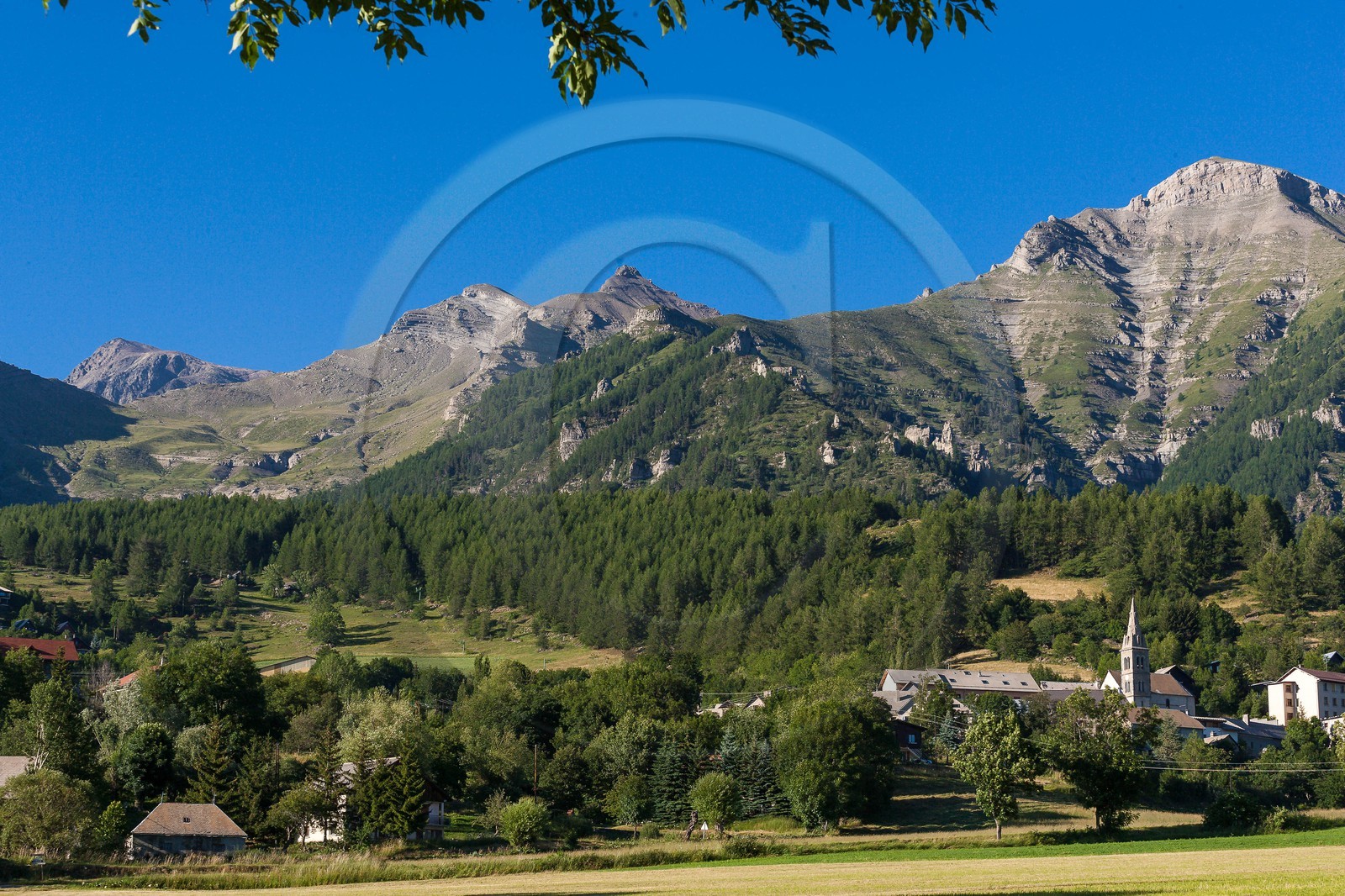 Vallée du Champsaur, village de Saint-Michel-de-Chaillol