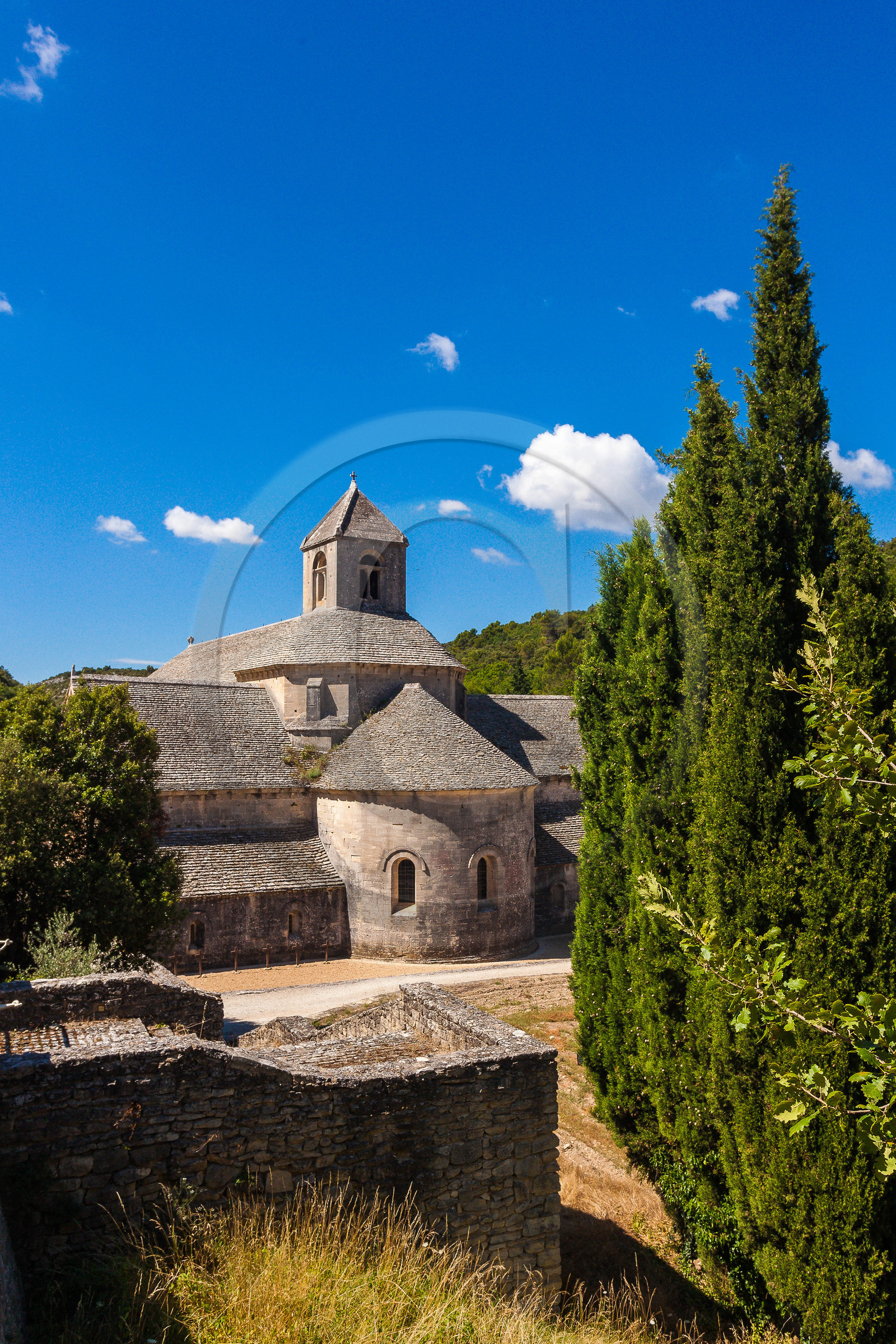 Gordes, Abbaye Notre-Dame de Sénanque