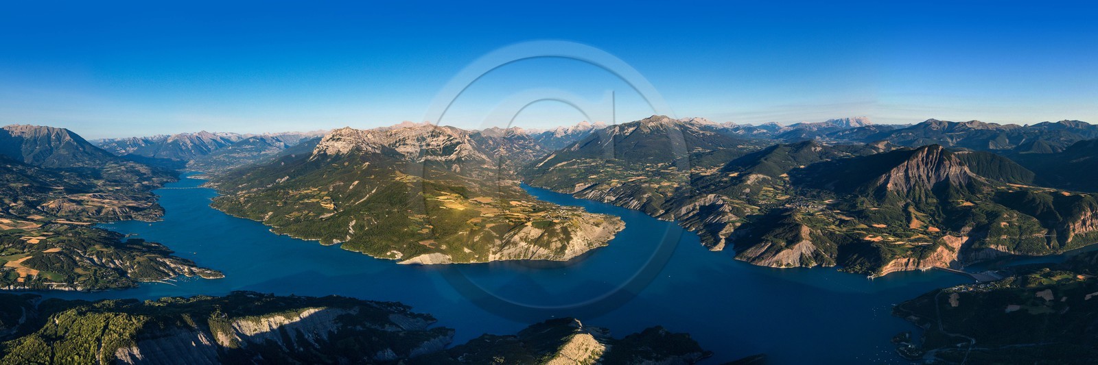Lac de Serre-Ponçon Lac de Serre-Ponçon