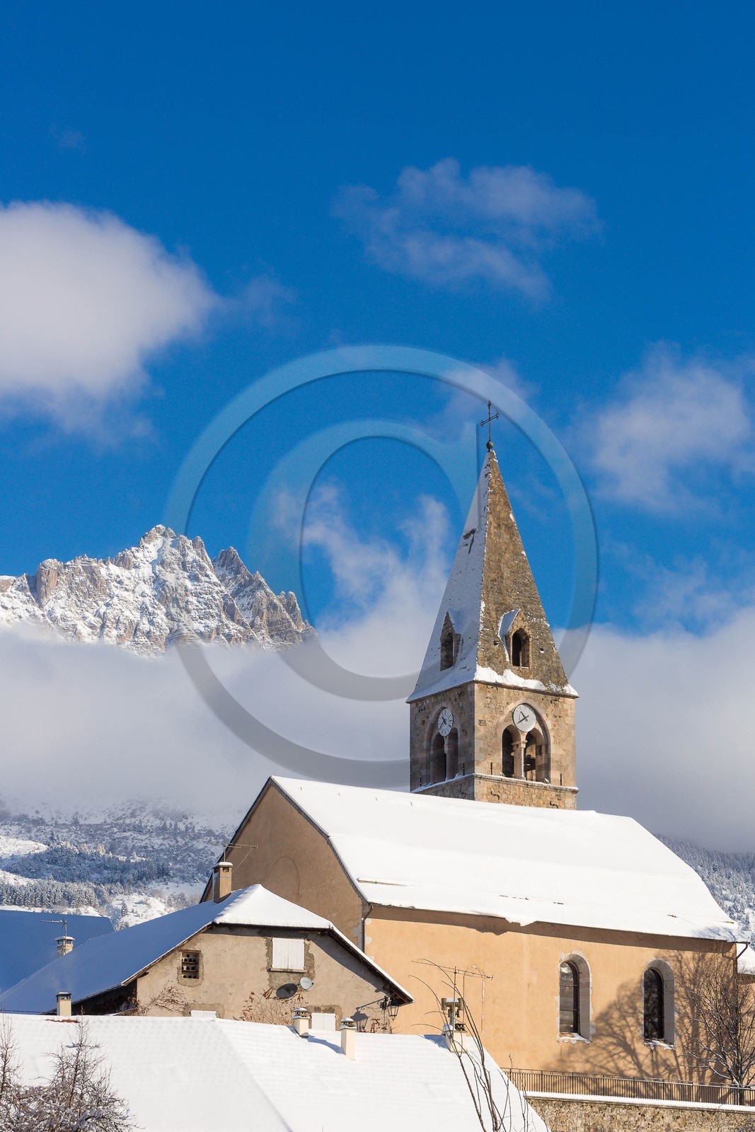 Pays de Serre-Ponçon, village de Chorges