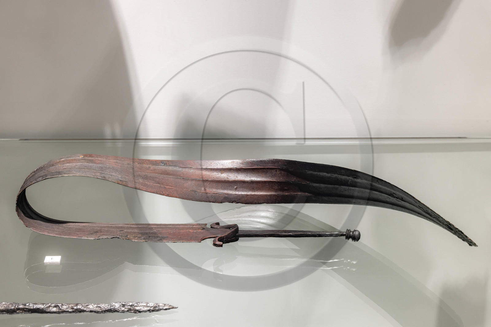 Musée Muséum départemental des Hautes-Alpes, épée en fer