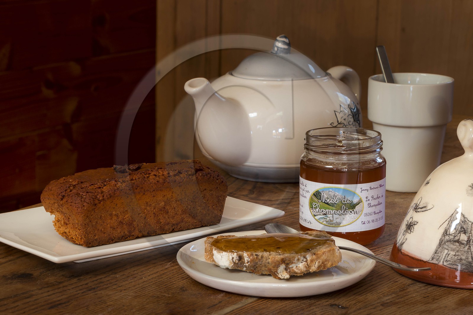 Vallée du Champsaur, Gaëlle et Jimmy Bertrand-Pellisson, apiculteurs