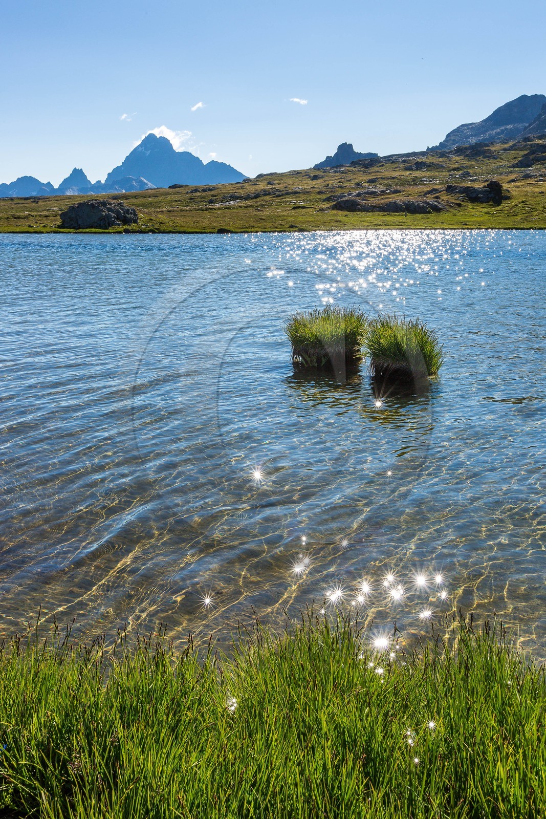 du col du Longet, lac longet et le Mont Viso