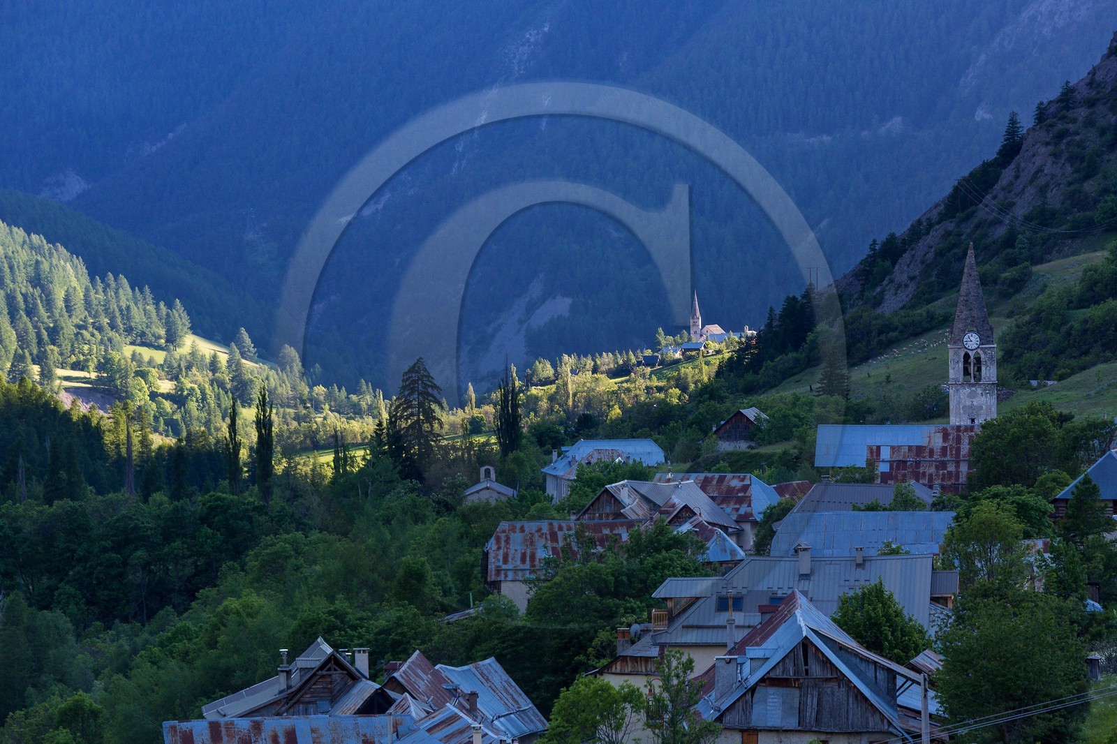 Saint-Paul-sur-Ubaye et Grande-Serenne